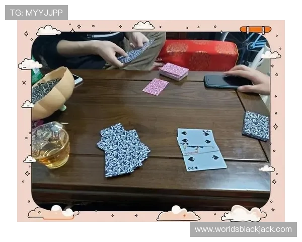 新手必看扑克牌二十一点简单规则详细讲解与实战技巧